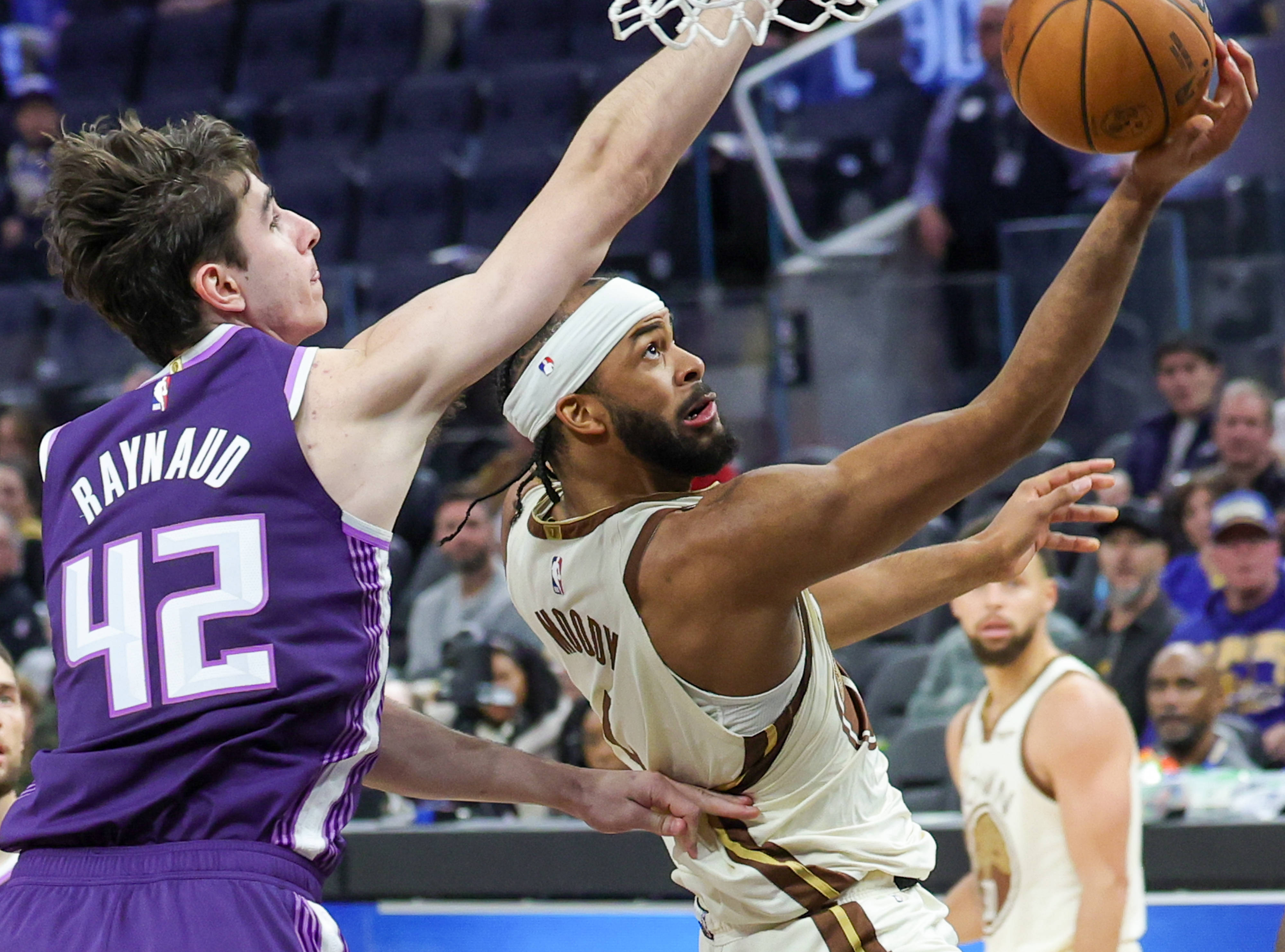 （体育）篮球——NBA常规赛：勇士胜国王